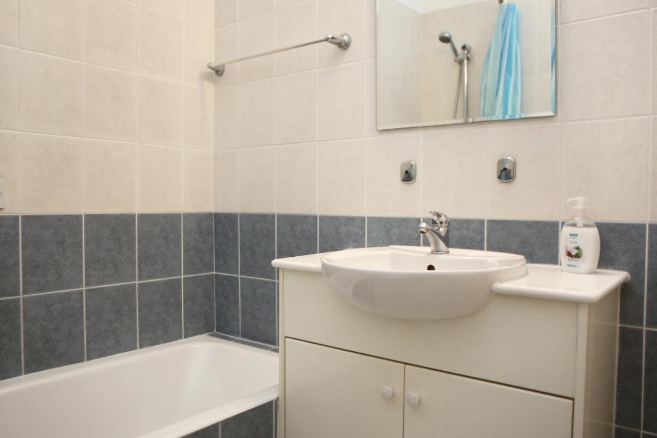 Apartment Iris Village Kato Paphos Exterior photo