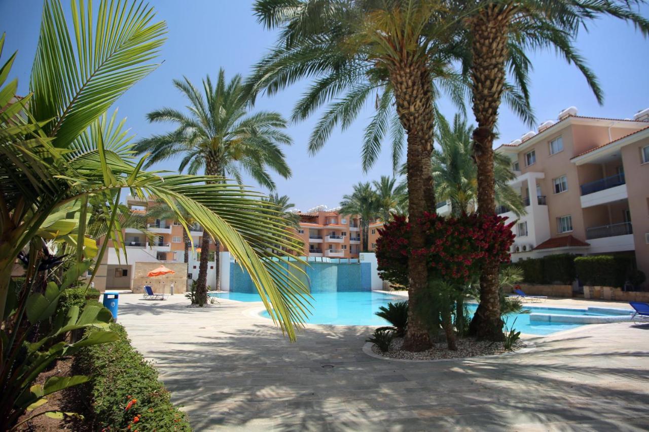 Apartment Iris Village Kato Paphos Exterior photo